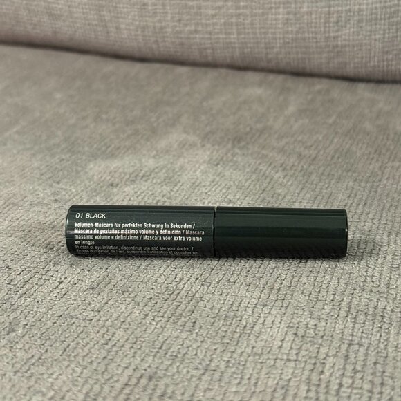 Clinique Set of 9 Skin Cares/ Make Ups Travel/Gift Set With Cosmetic Bag - Picture 6 of 12